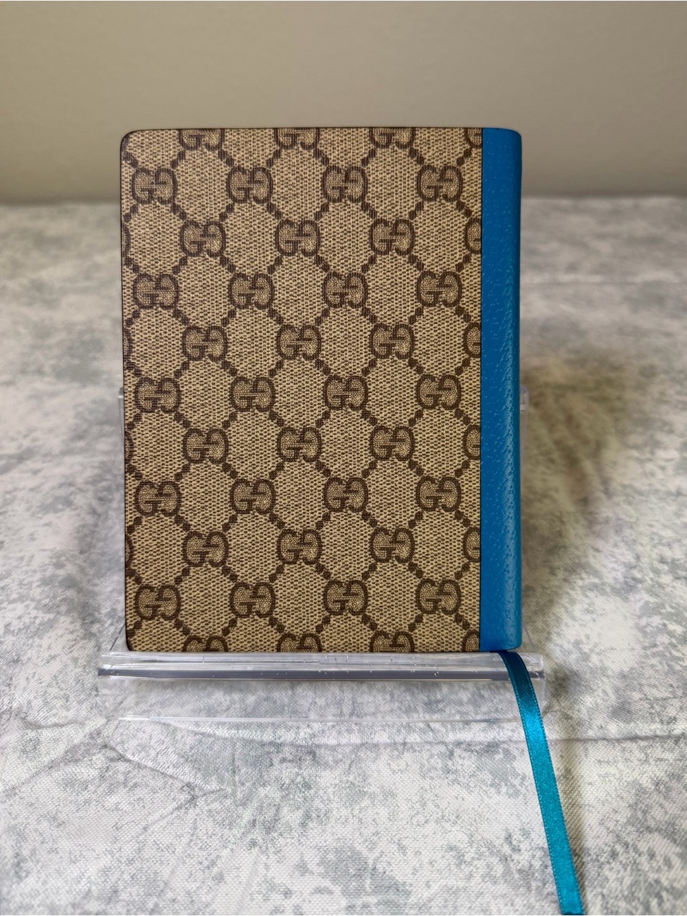 Gucci x Disney GG Supreme Donald Duck notebook - Picture 3 of 14
